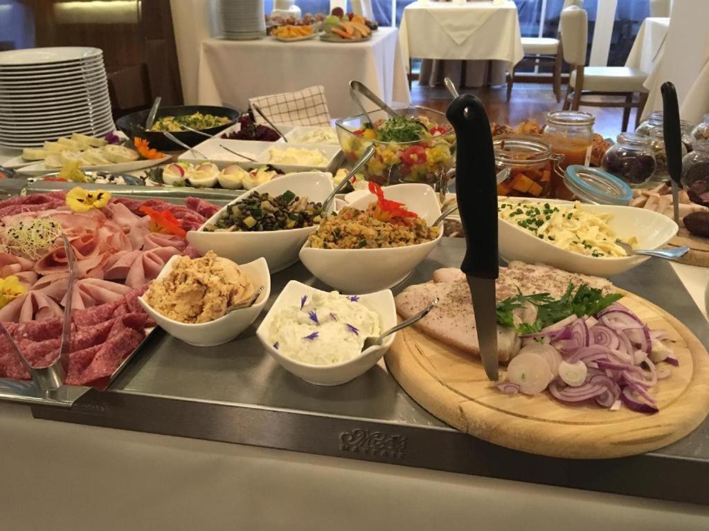 Vila Eva Luhacovice Luaran gambar