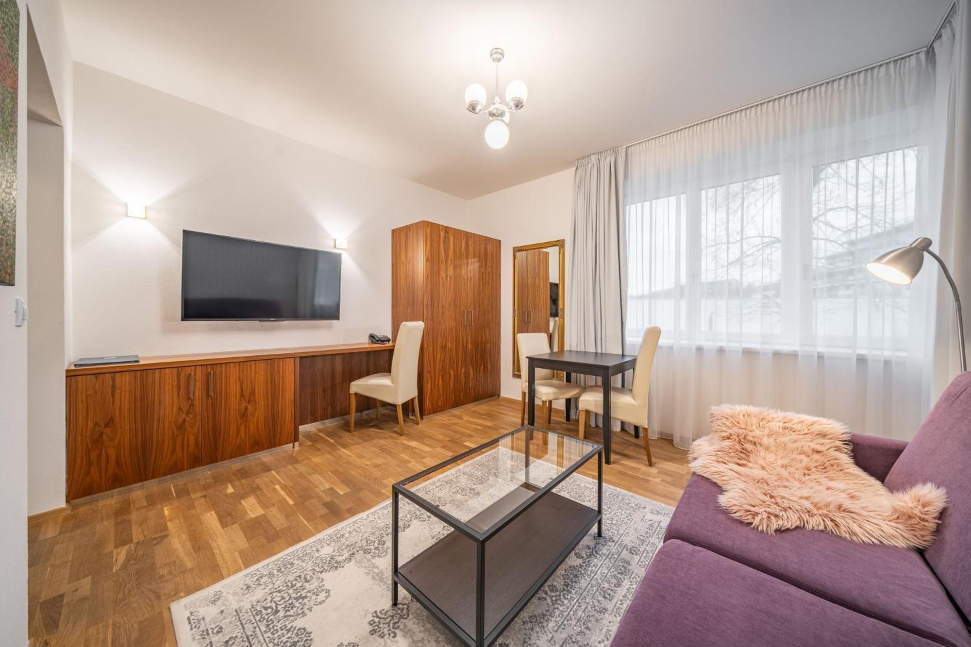 Vila Eva Luhacovice Luaran gambar